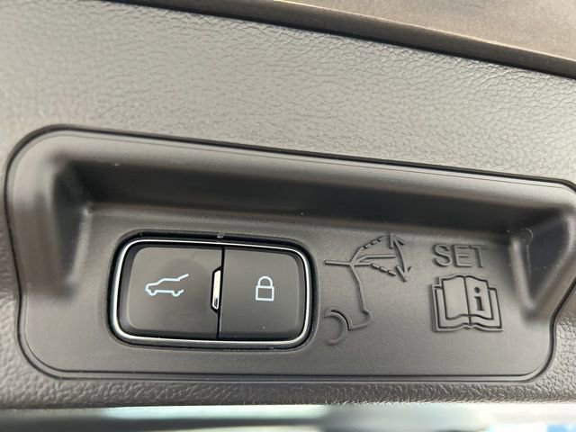 Used 2022 Ford Explorer ST w/ Equipment Group 401A image 18