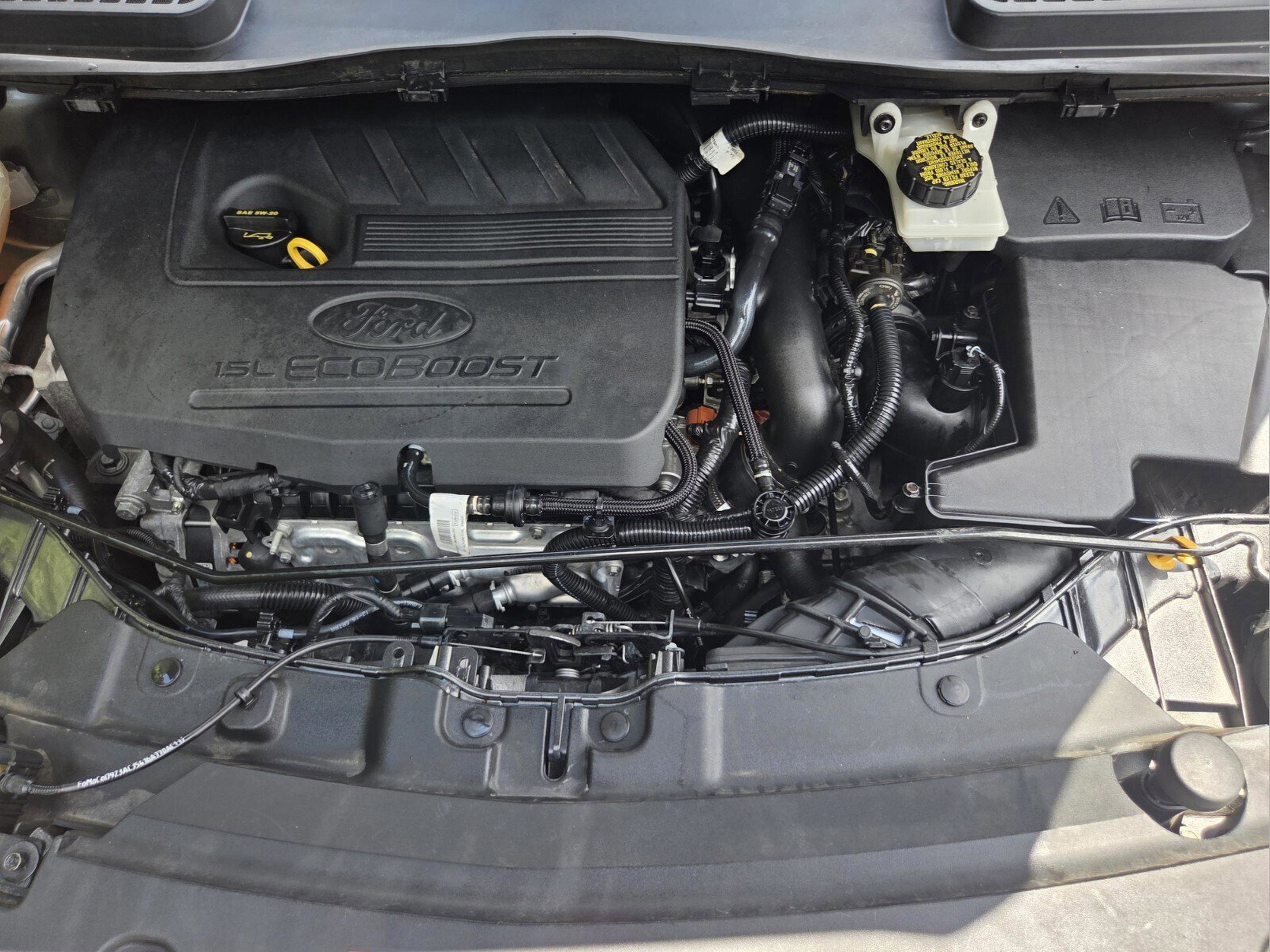 Used 2017 Ford Escape Titanium FWD image 16