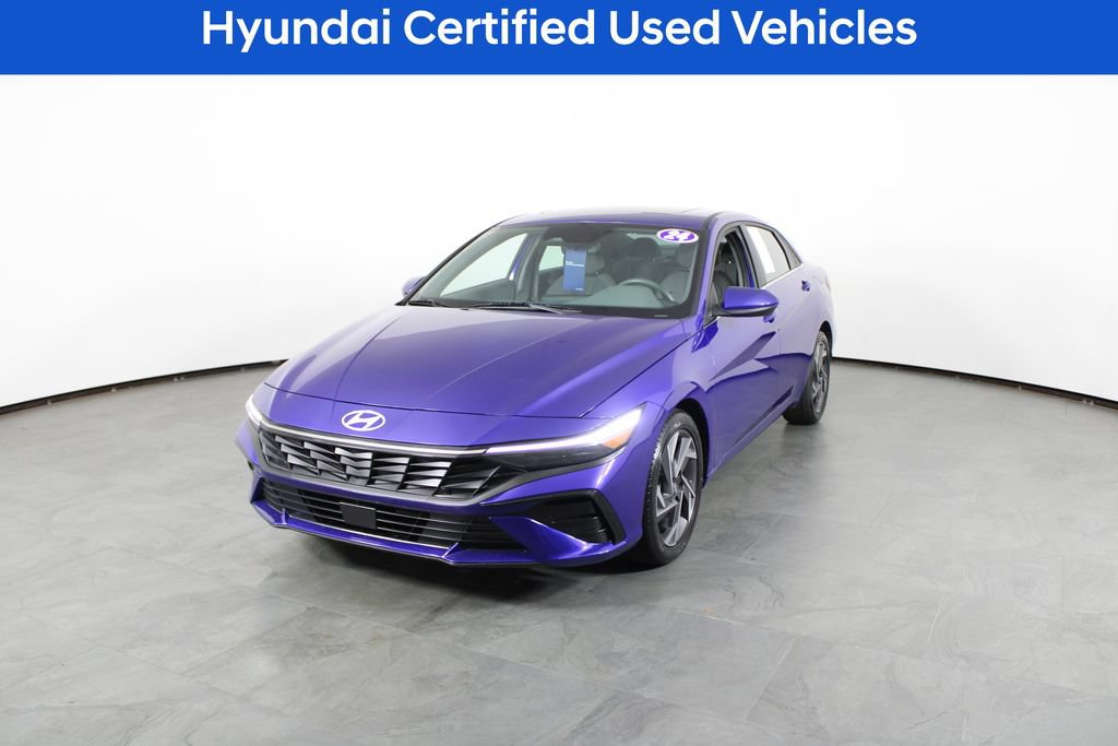 Certified 2024 Hyundai Elantra SEL w/ Convenience Package FWD image 2