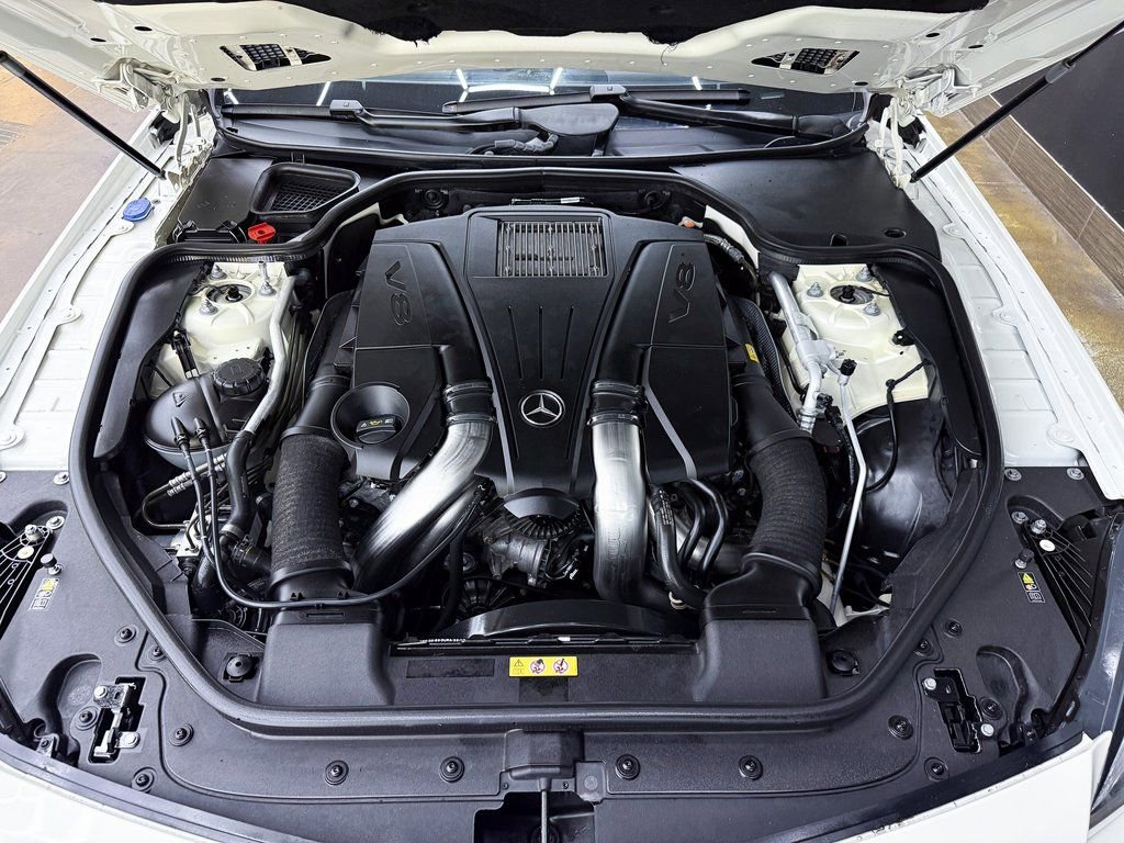 Used 2013 Mercedes-Benz SL 550 w/ Premium Pkg image 22