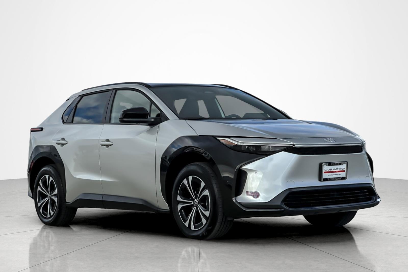 Certified 2023 Toyota bZ4X XLE image 7