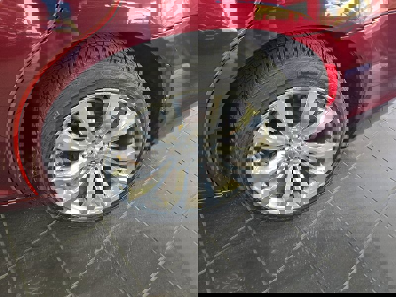 Used 2017 Chrysler 300 C w/ Harman/Kardon Audio Group image 29