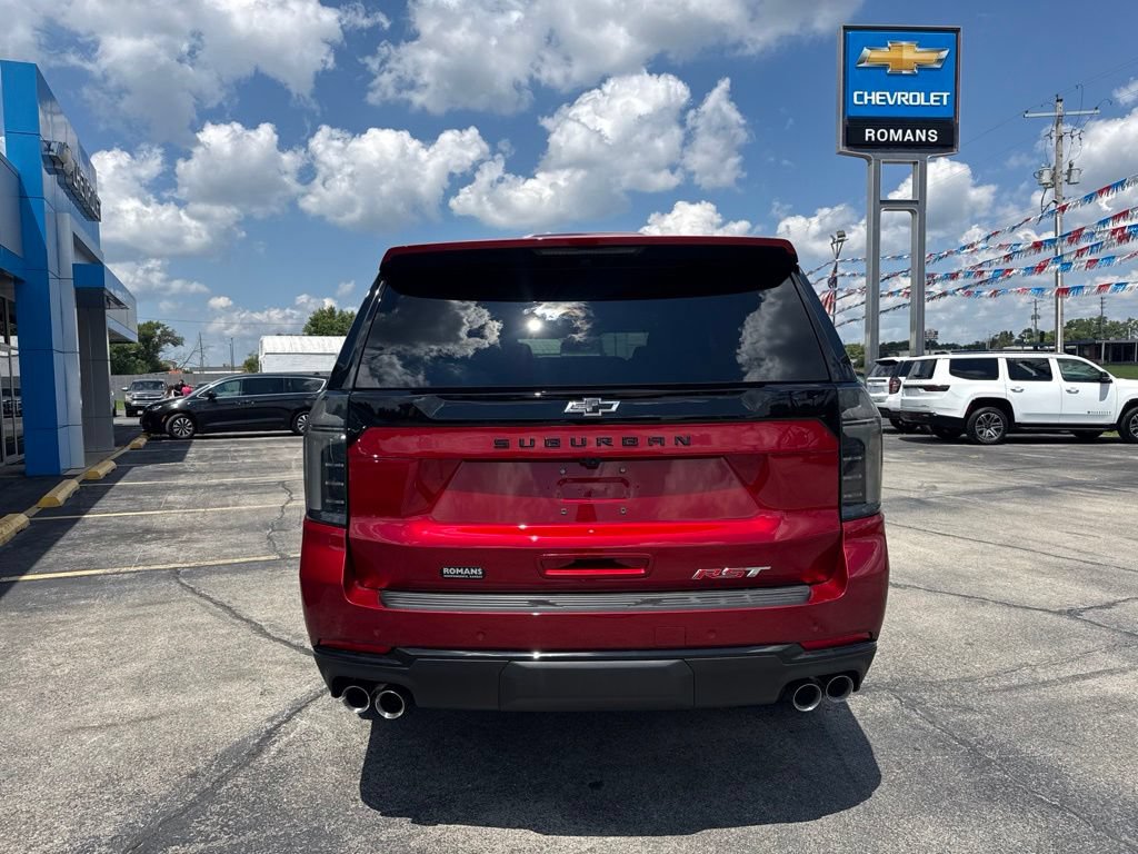 New 2026 Chevrolet Suburban RST w/ RST Capability Package AWD/4WD image 5