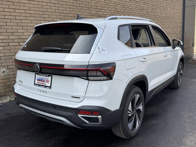 New 2026 Volkswagen Taos SE AWD/4WD image 12