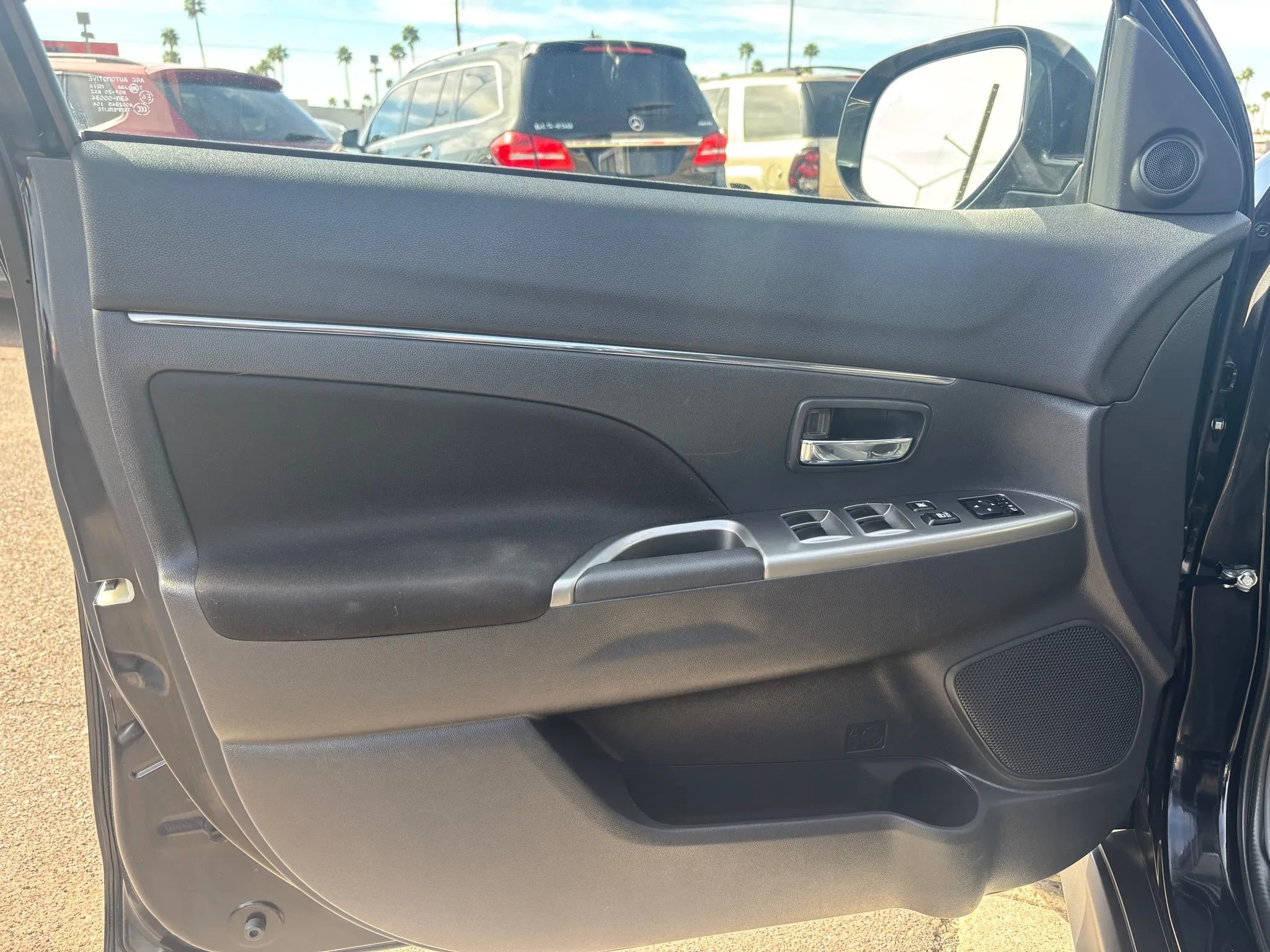 Used 2021 Mitsubishi Outlander Sport SE image 9