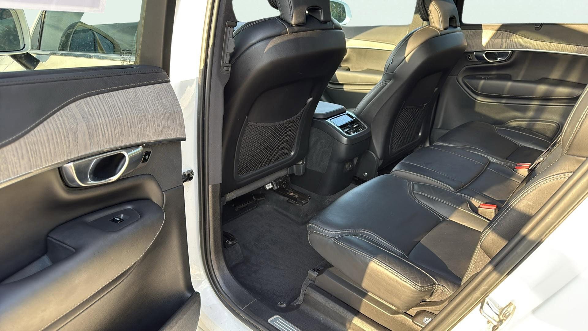 Used 2022 Volvo XC90 T6 Inscription w/ Climate Package image 20