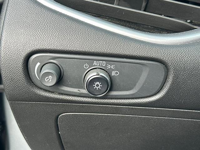 Used 2024 Chevrolet Malibu LT image 24