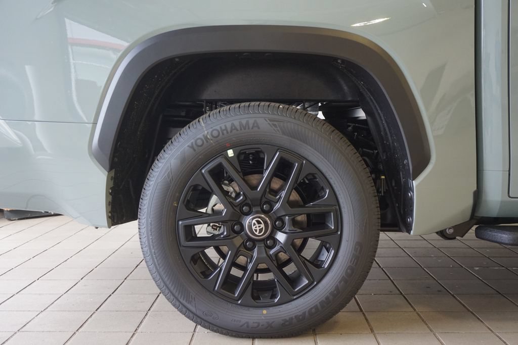 New 2026 Toyota Tundra Limited AWD/4WD image 33