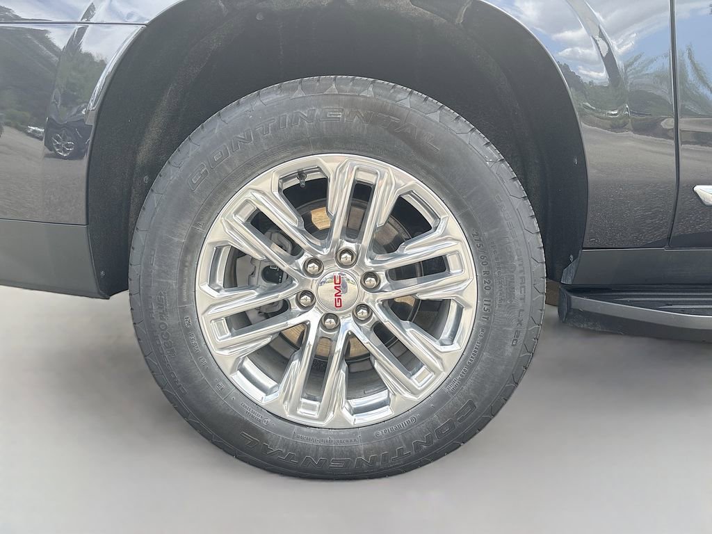 Used 2024 GMC Yukon XL SLT w/ SLT Luxury Package RWD image 13