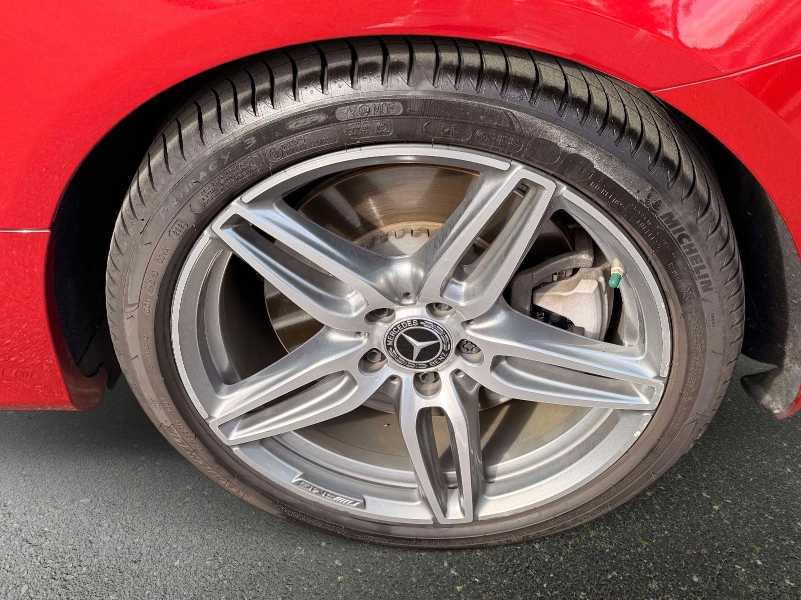 Used 2018 Mercedes-Benz E 400 E 400 image 11