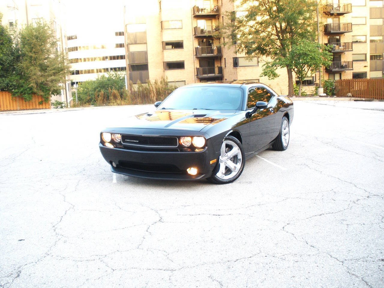 Used 2012 Dodge Challenger SXT Plus RWD image 16