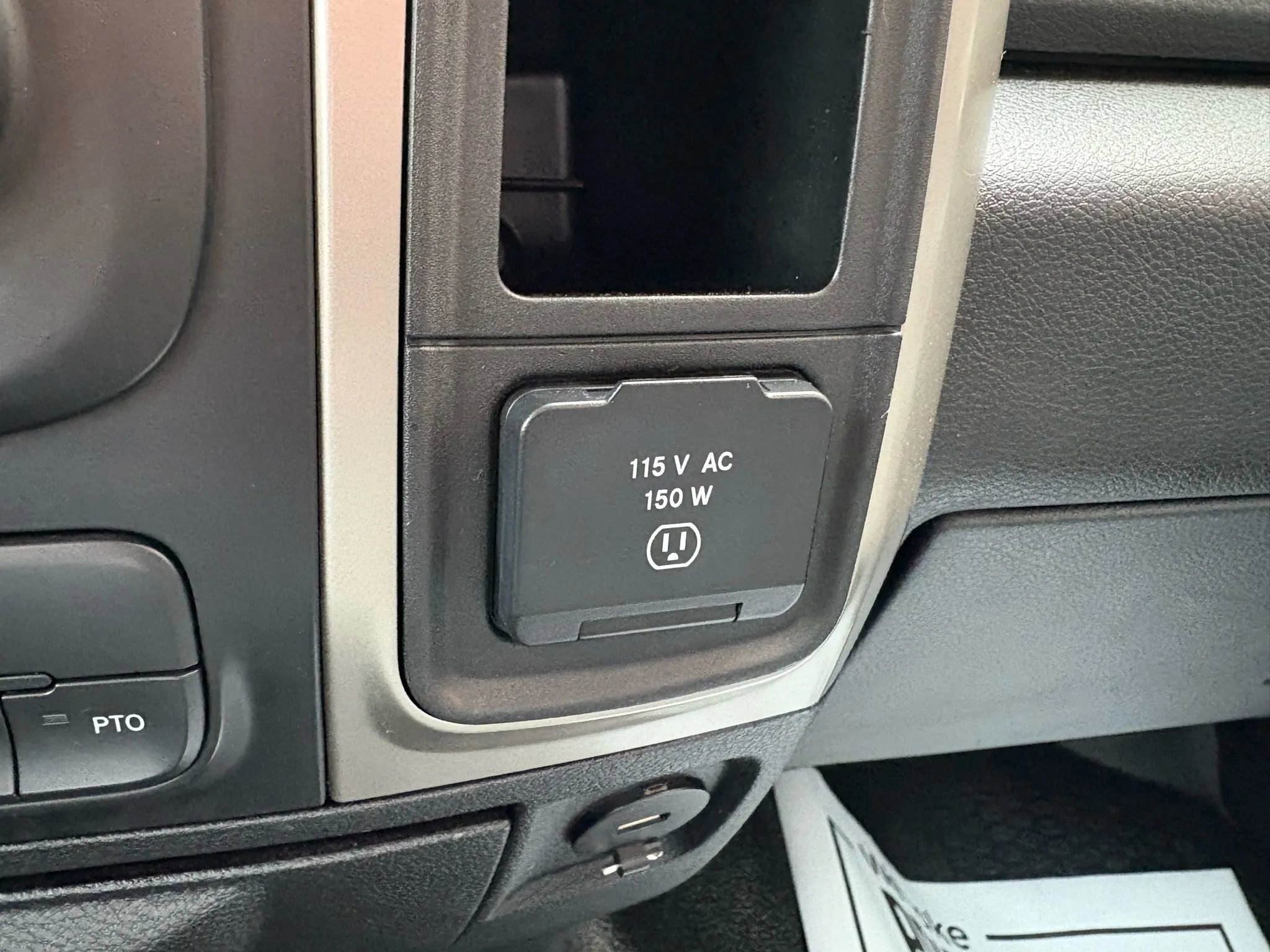 Used 2015 RAM 3500 SLT w/ Quick Order Package 29G SLT image 20