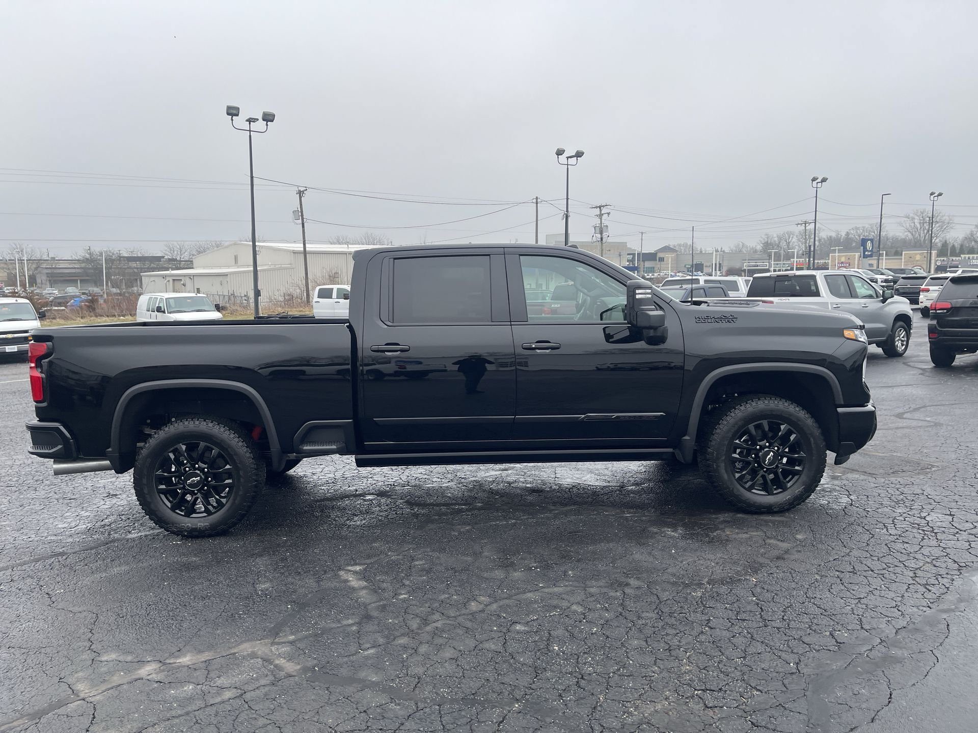 New 2026 Chevrolet Silverado 2500 High Country w/ High Country Premium Package AWD/4WD image 45
