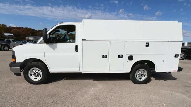 New 2025 GMC Savana 3500 w/ Power Convenience Package image 5