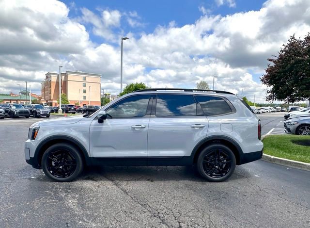 Used 2025 Kia Telluride EX X-Line AWD/4WD image 7