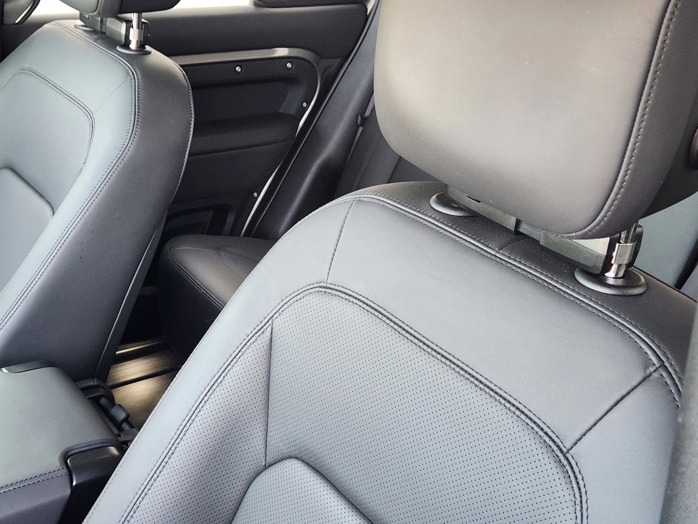 Certified 2025 Land Rover Defender 110 S image 15