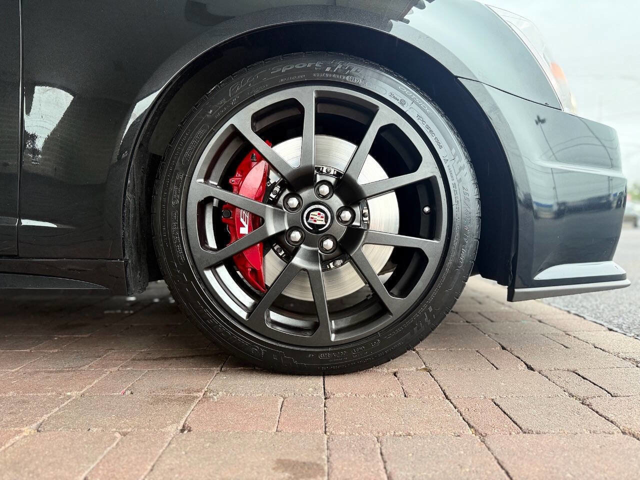 Used 2015 Cadillac CTS V RWD image 24