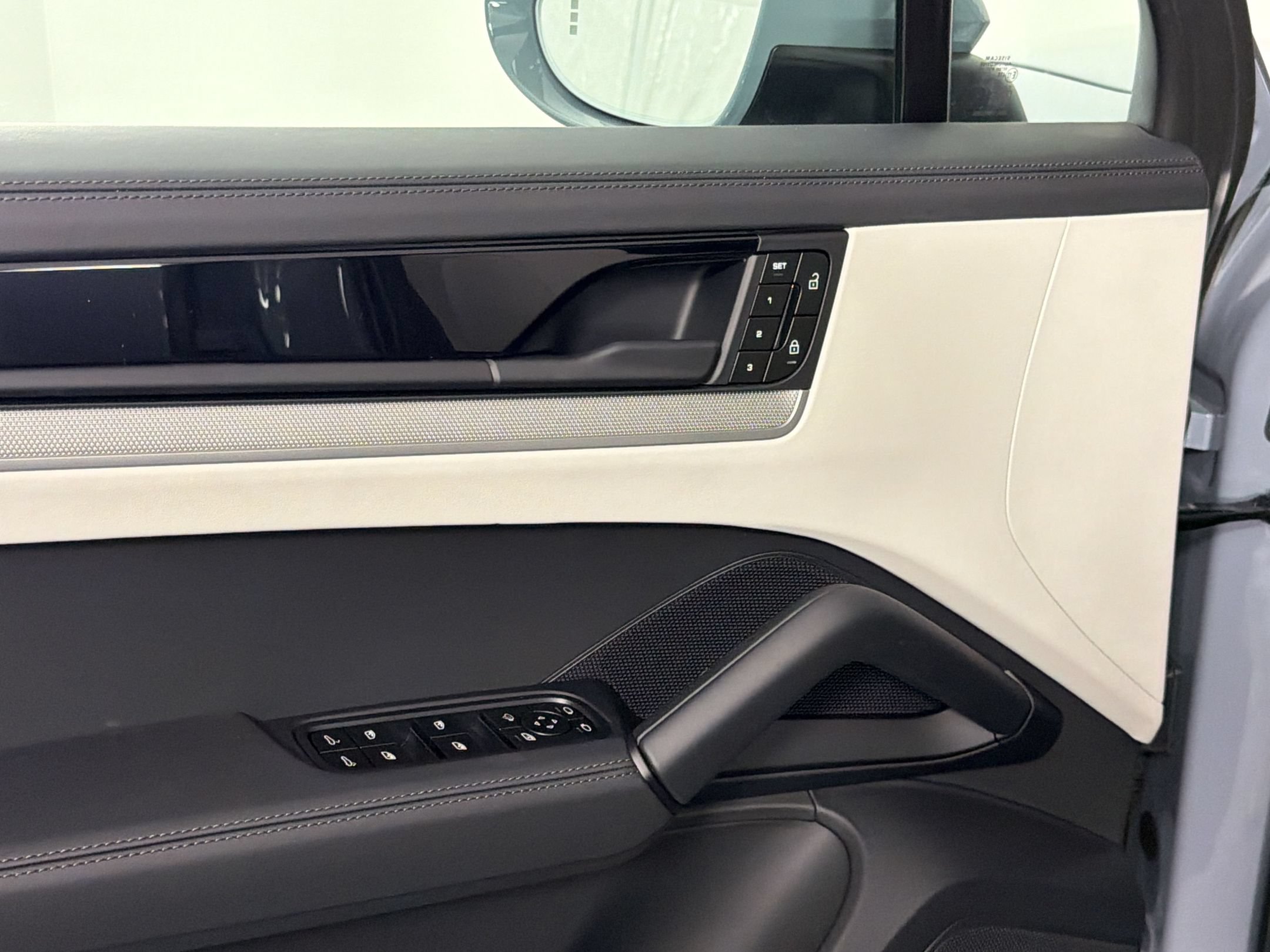 New 2026 Porsche Cayenne S AWD/4WD image 15