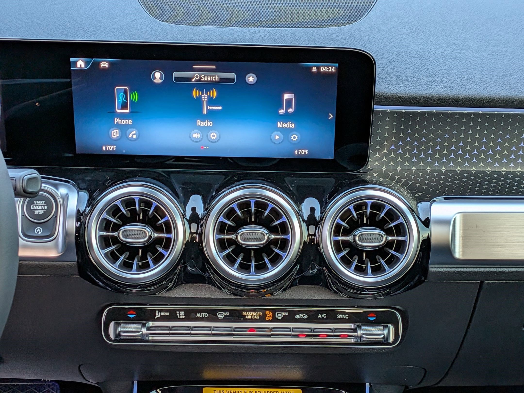 New 2026 Mercedes-Benz GLB 250 image 31