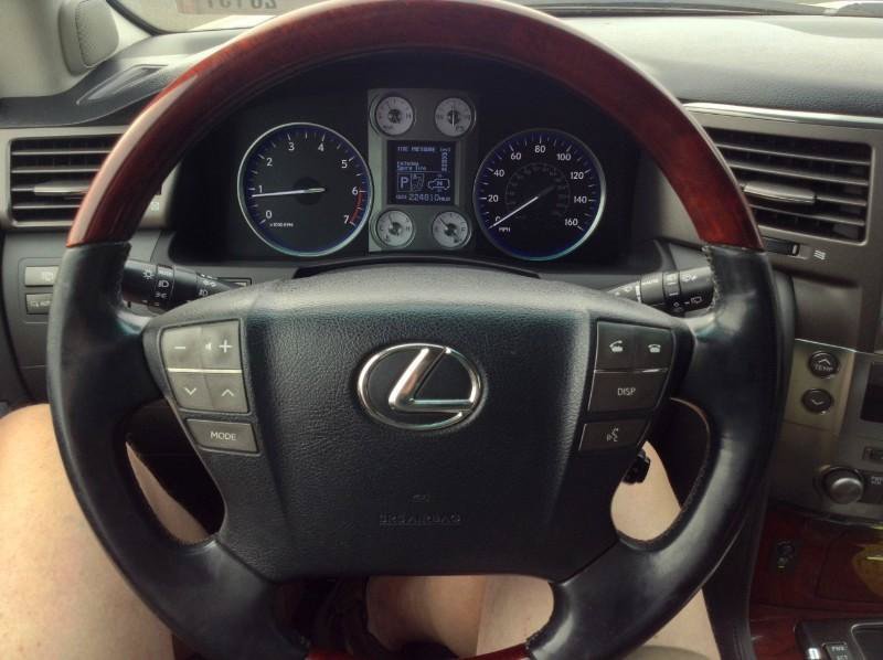 Used 2009 Lexus LX 570 4WD image 15