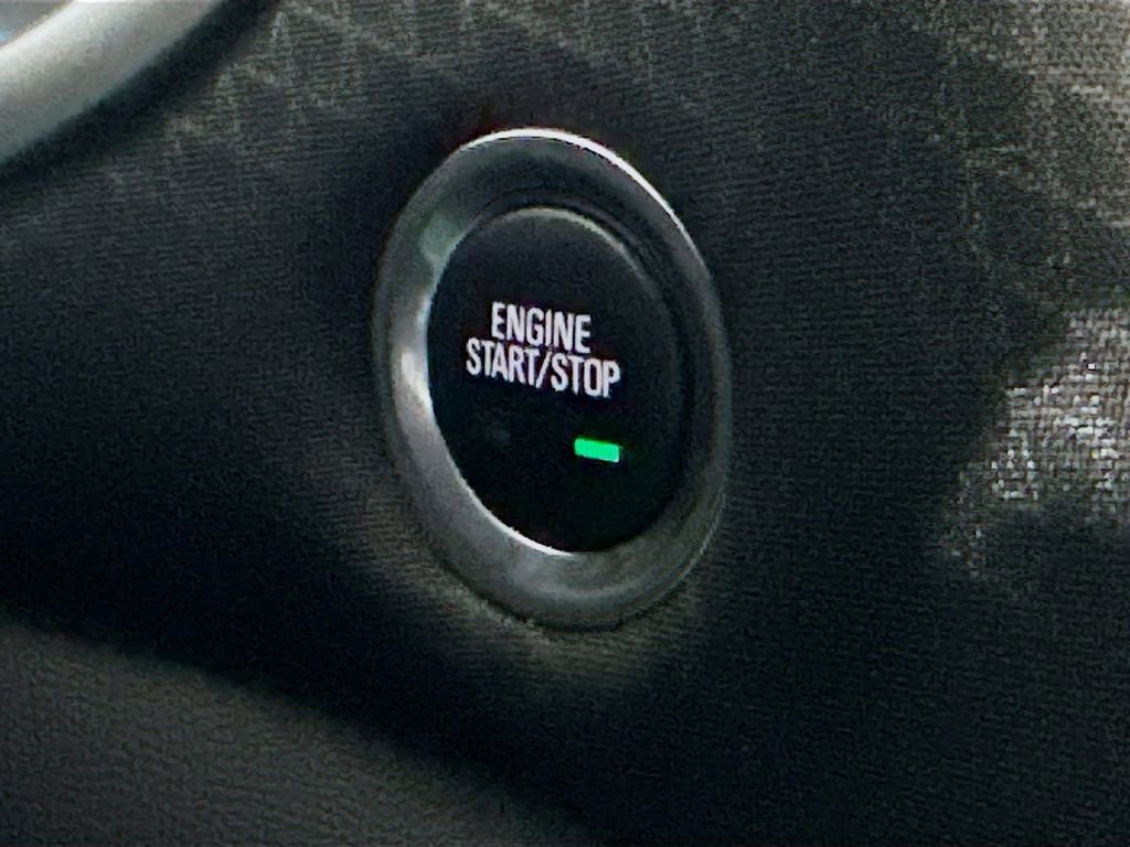 Used 2023 Chevrolet Malibu LT image 27