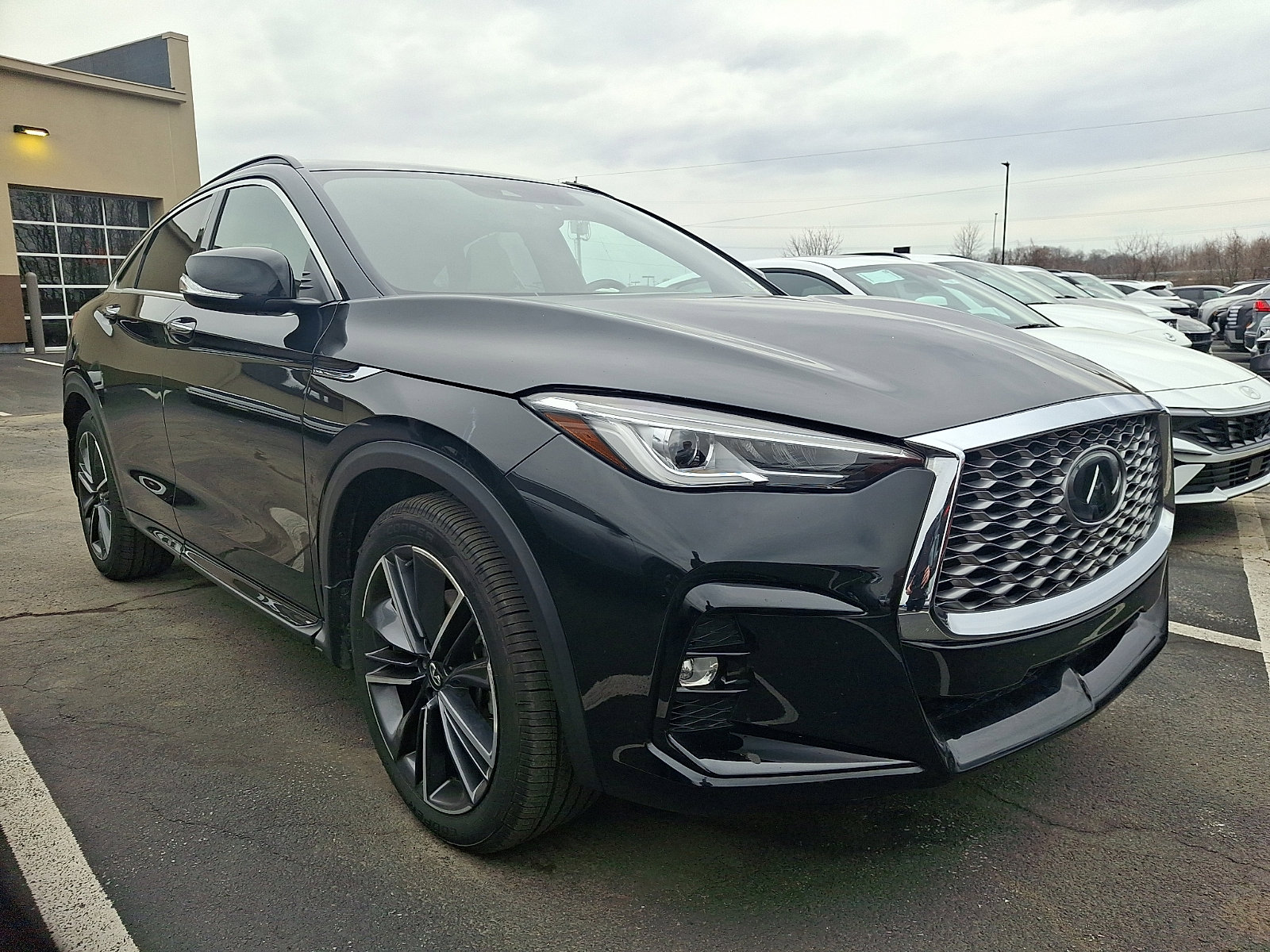 Used 2022 INFINITI QX55 Luxe w/ Cargo Package image 1