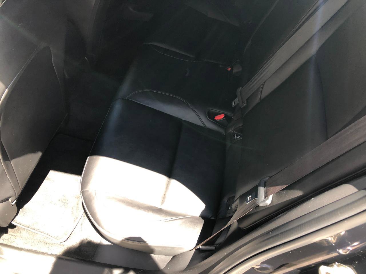 Used 2019 MAZDA MAZDA3 AWD Hatchback w/ Preferred Pkg image 23