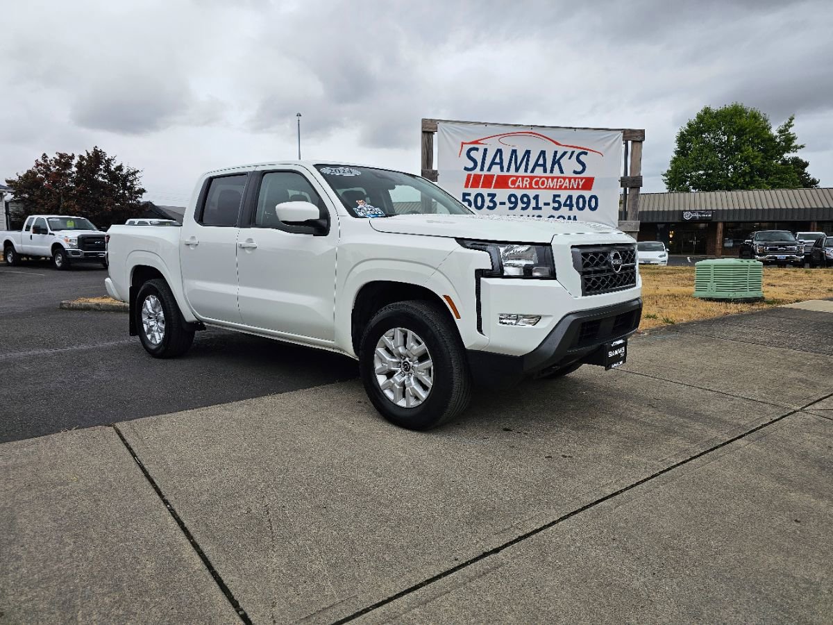 Used 2024 Nissan Frontier SV