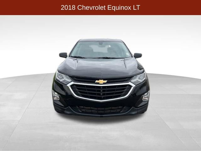 Used 2018 Chevrolet Equinox LT image 2