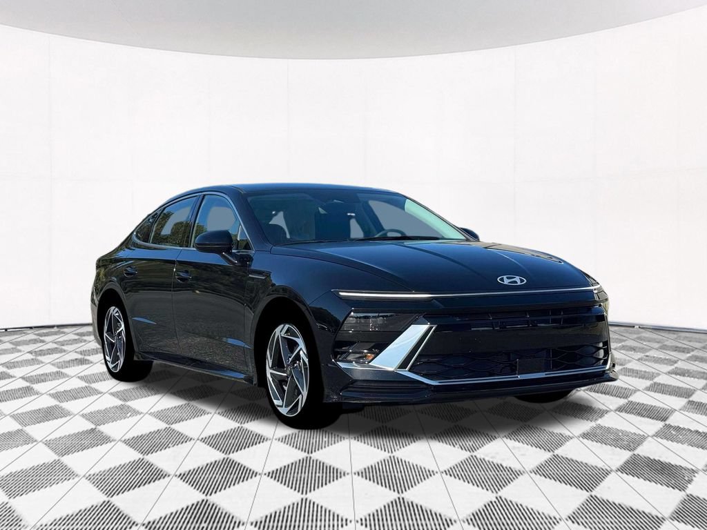 New 2026 Hyundai Sonata SEL FWD image 17