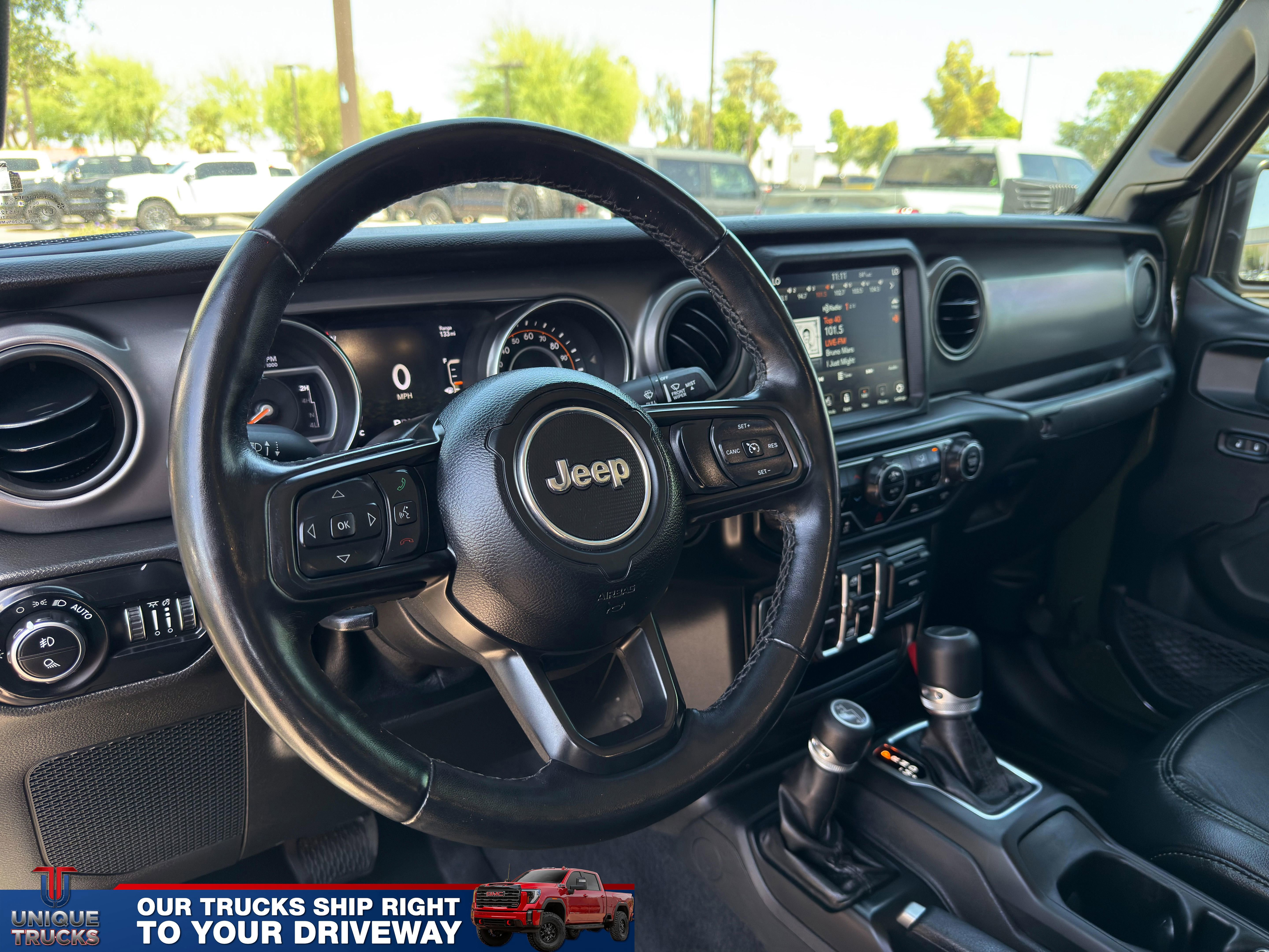 Used 2021 Jeep Gladiator Willys AWD/4WD image 23