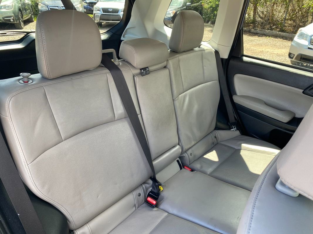 Used 2016 Subaru Forester 2.5i Limited AWD/4WD image 15