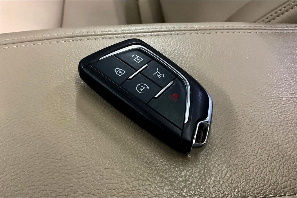 Certified 2024 Cadillac XT4 Premium Luxury w/ Cold Weather Package image 35