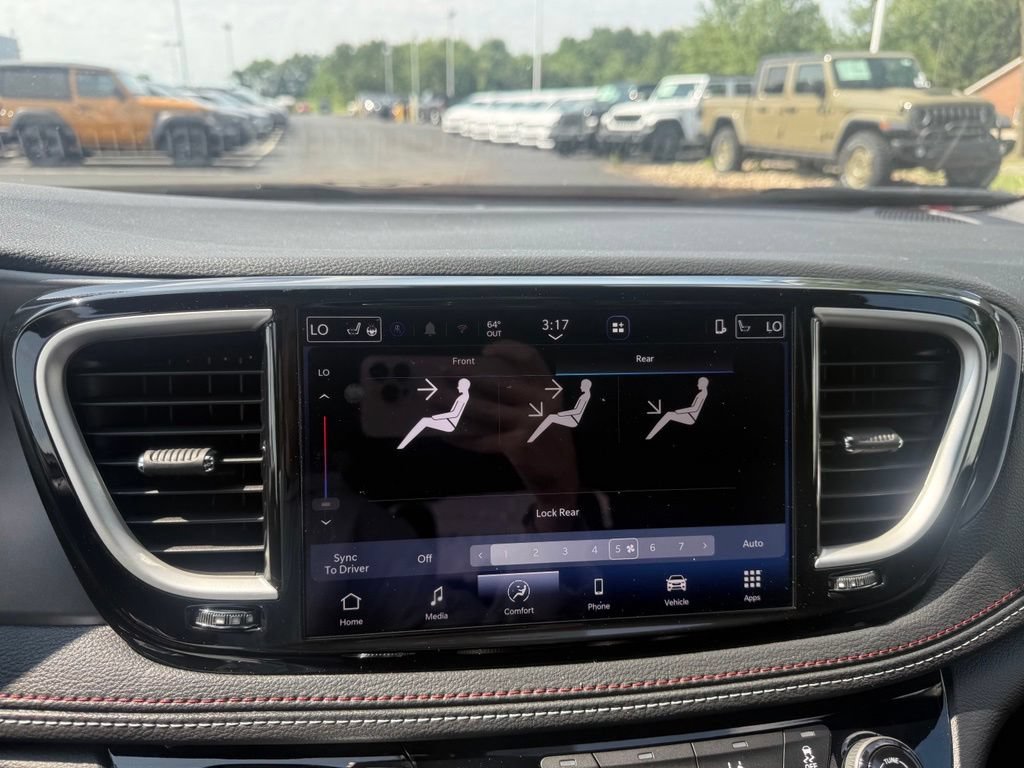 New 2027 Chrysler Pacifica Select FWD image 20
