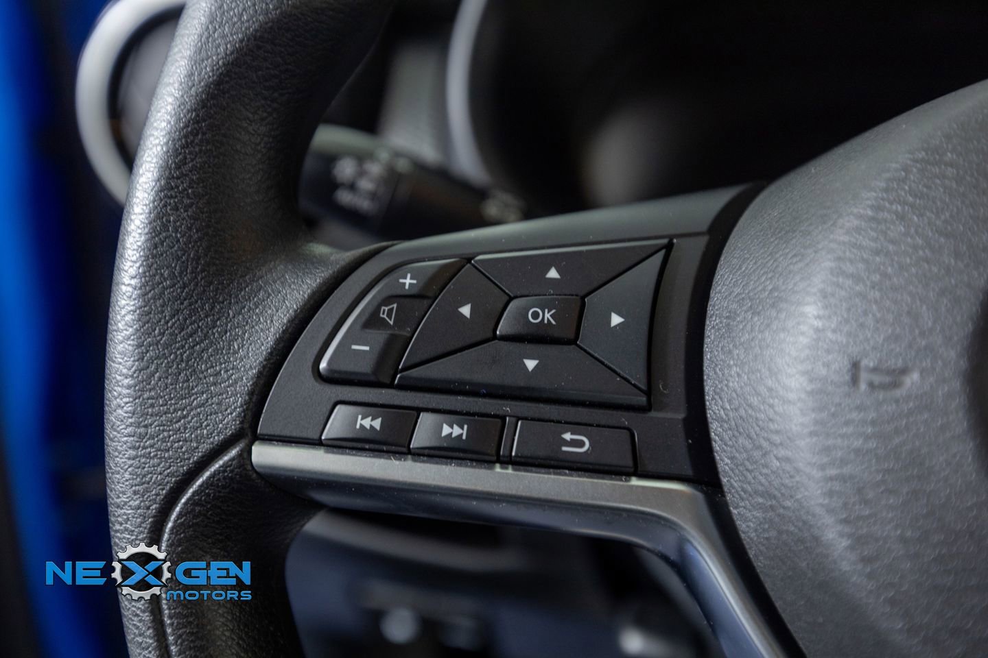 Used 2022 Nissan Kicks SV FWD image 14
