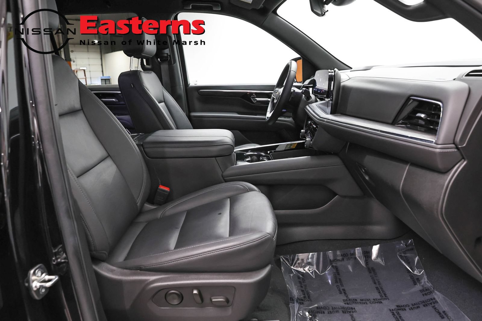 Used 2025 Chevrolet Tahoe LT AWD/4WD image 25