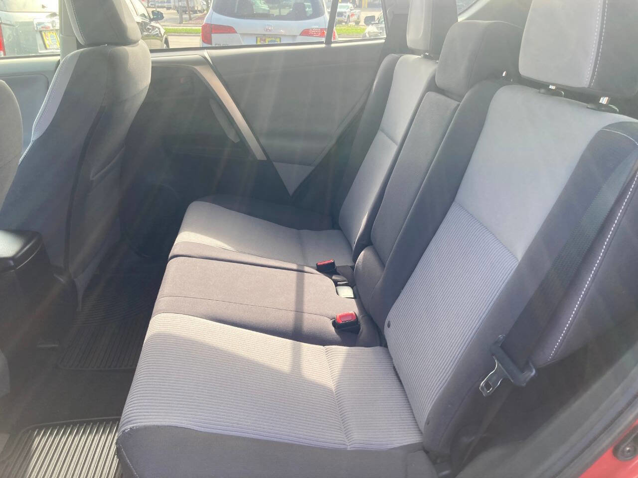 Used 2013 Toyota RAV4 XLE image 64