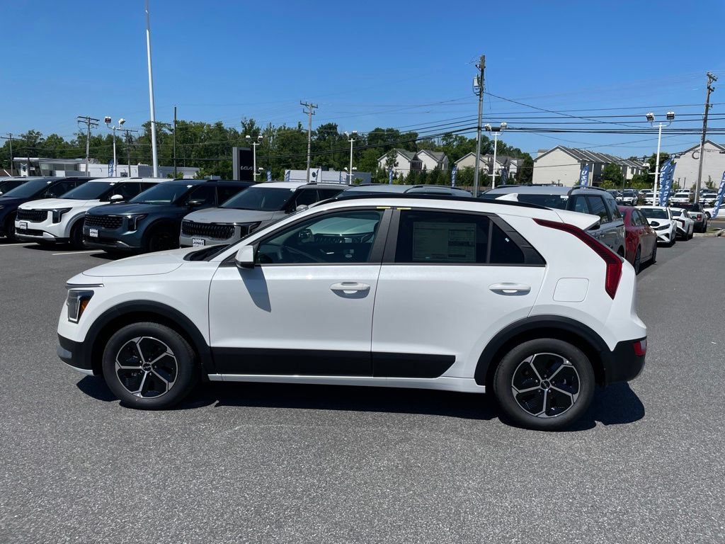 New 2026 Kia Niro LX FWD image 4