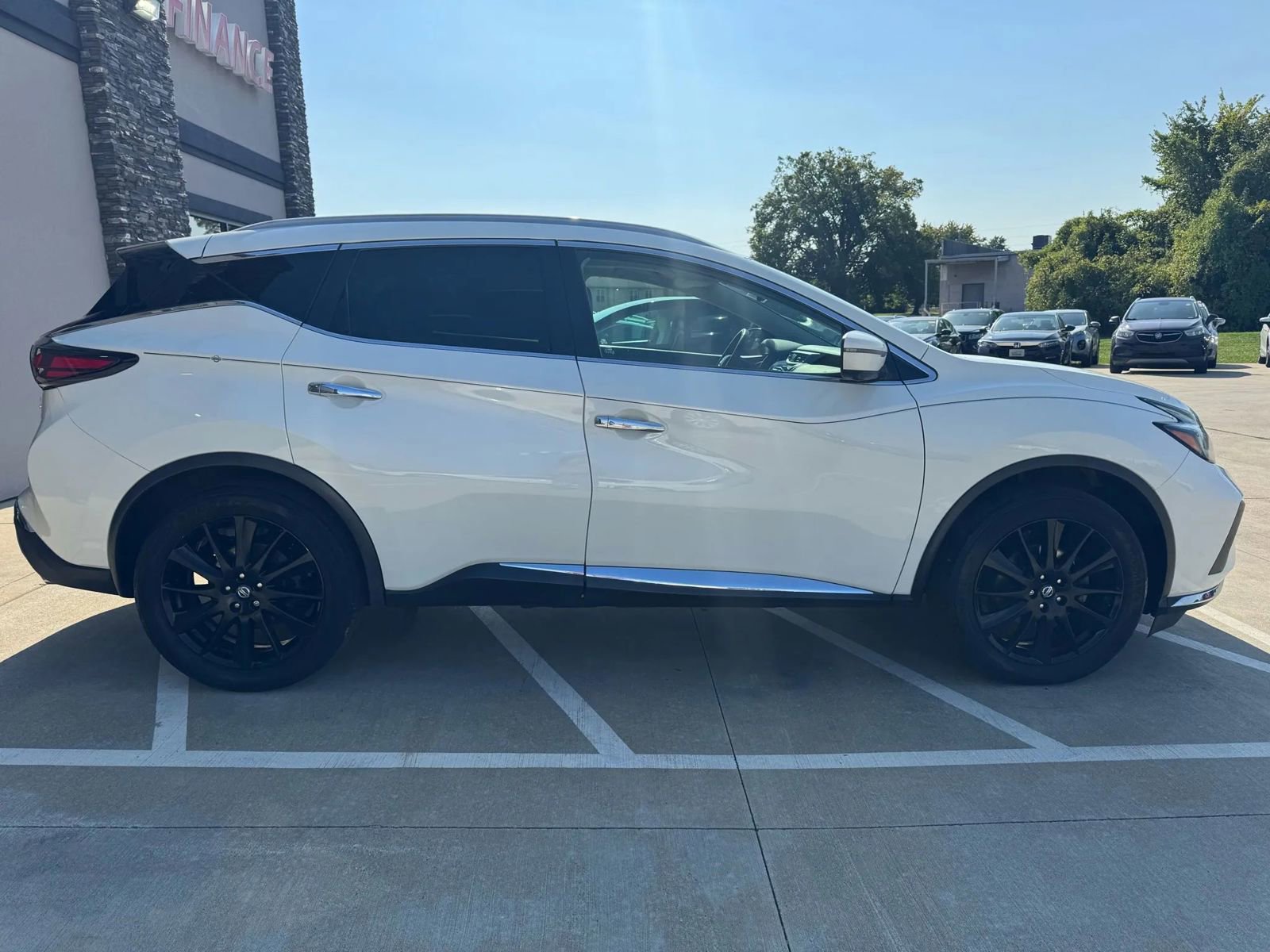 Used 2020 Nissan Murano Platinum image 8