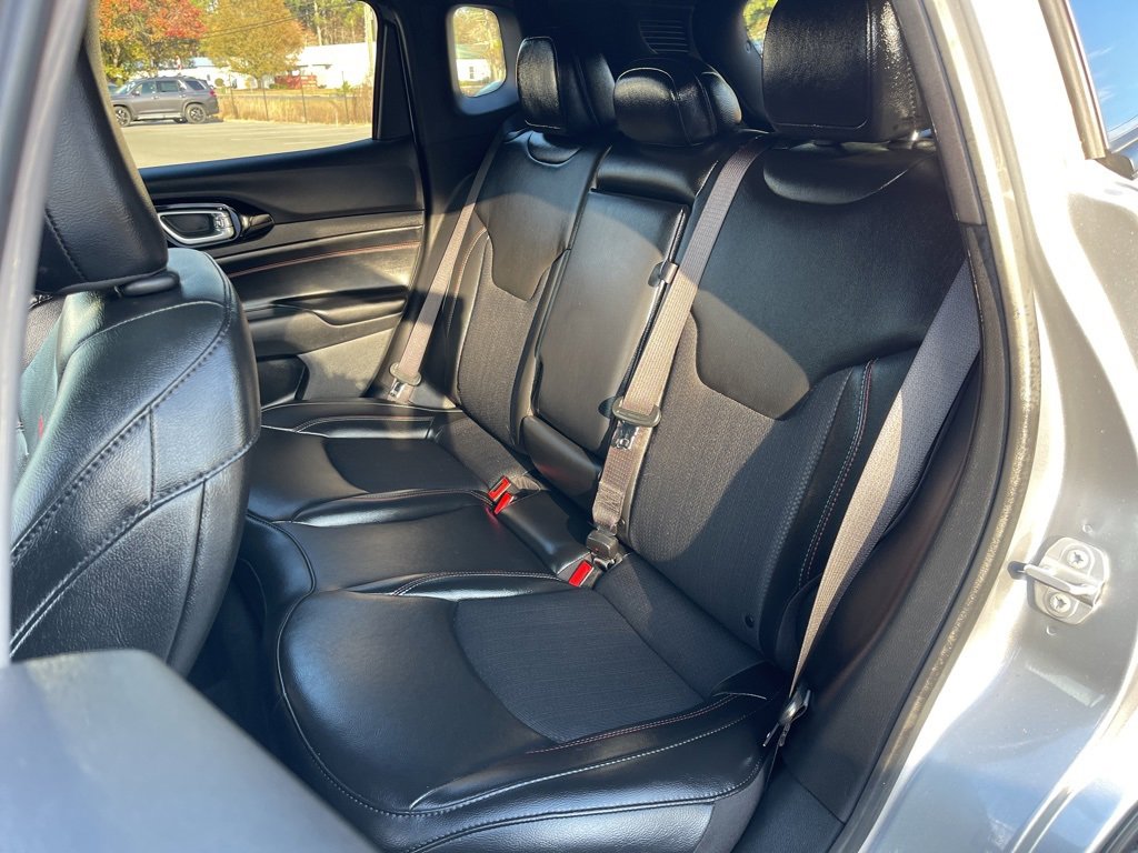 Used 2023 Jeep Compass Trailhawk w/ Trailhawk Convenience Group image 19