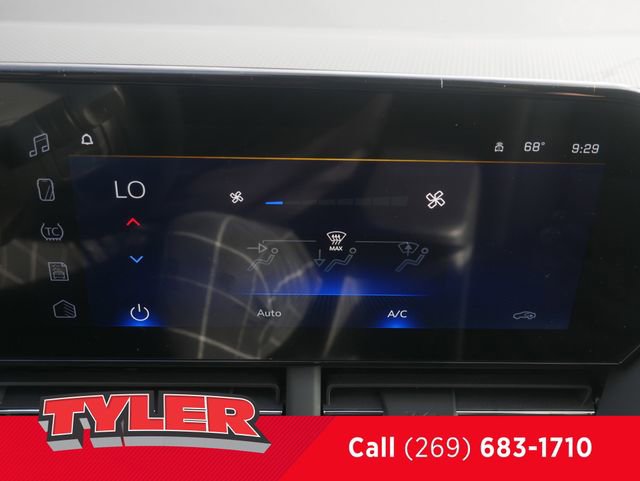 New 2026 Chevrolet Trax ACTIV w/ Driver Confidence Package FWD image 50