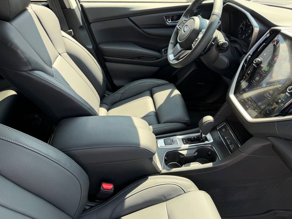 Used 2025 Subaru Ascent Limited w/ Popular Package #1 image 17