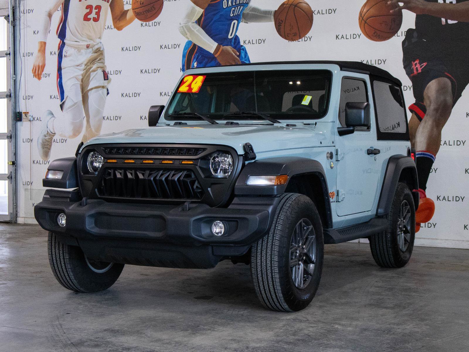 Used 2024 Jeep Wrangler Sport S image 19