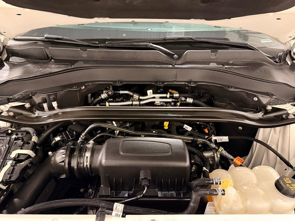 Used 2022 Ford Explorer Limited w/ Equipment Group 301A image 11