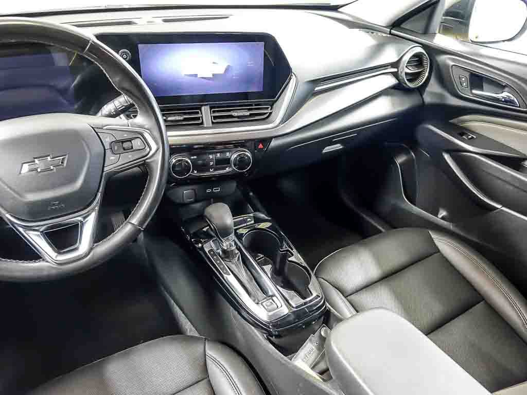 Used 2024 Chevrolet Trax ACTIV w/ Driver Confidence Package FWD image 14