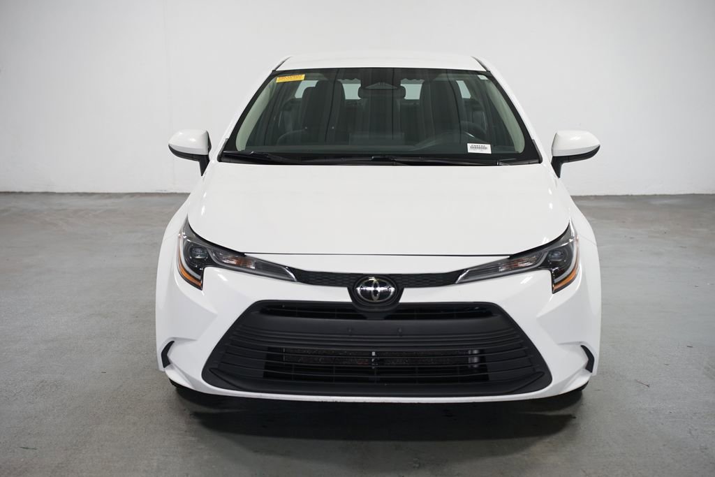 Certified 2023 Toyota Corolla LE image 2
