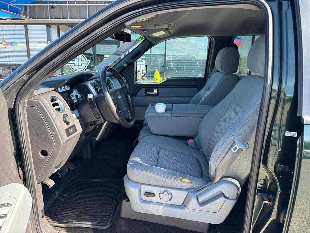 Used 2013 Ford F150 XLT w/ Luxury Equipment Group image 8