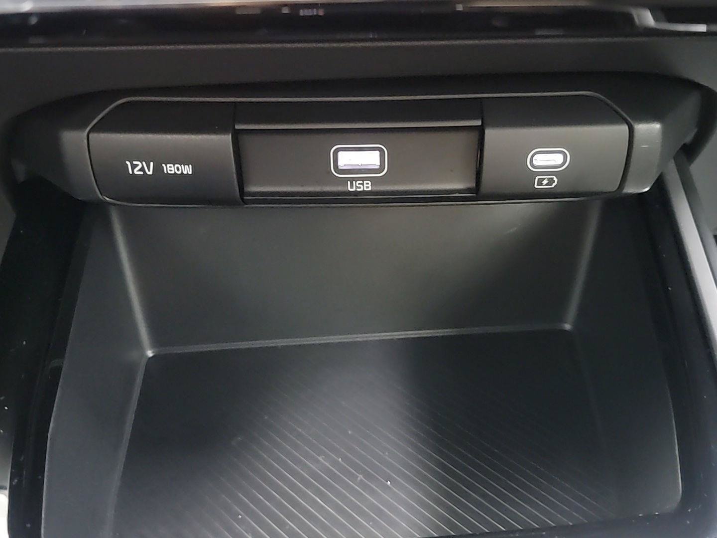Used 2025 Kia Niro LX FWD image 30