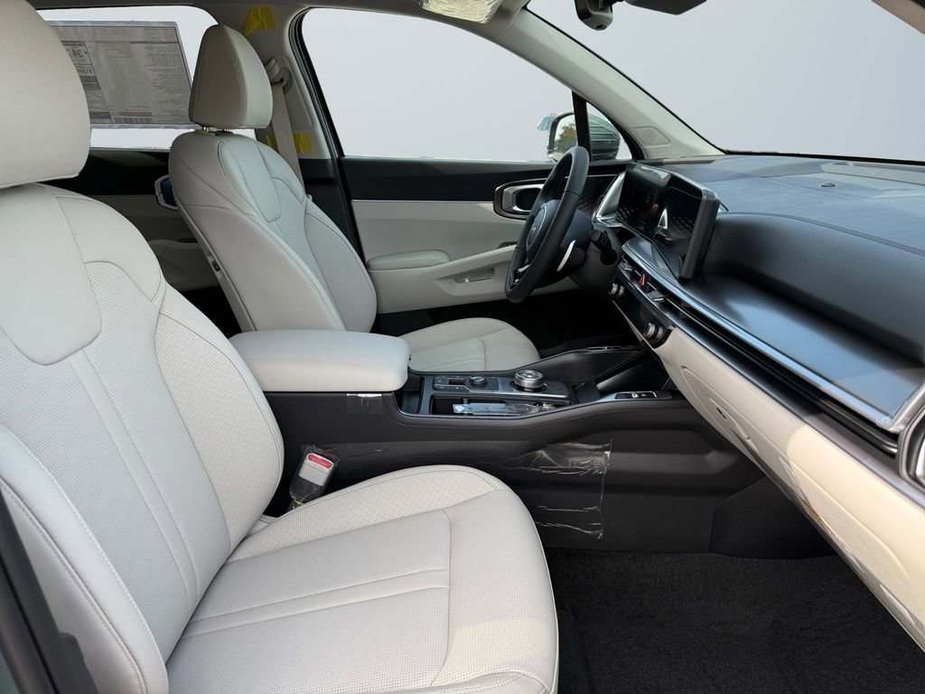 New 2025 Kia Sorento EX image 15
