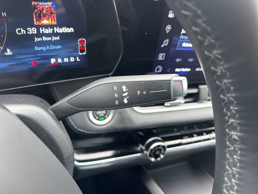 Used 2025 Chevrolet Equinox LT image 15